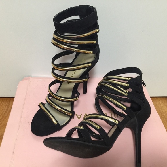 Wild Diva strappy heels - Picture 2 of 5